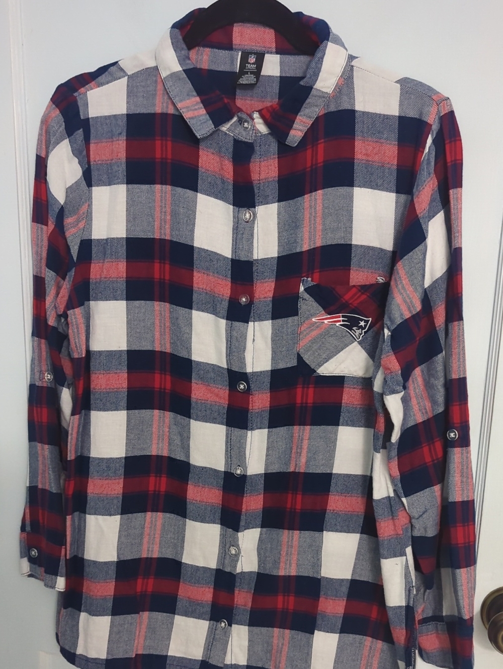NFL Women's Size L Patriots Red Navy White Plaid Button-Down